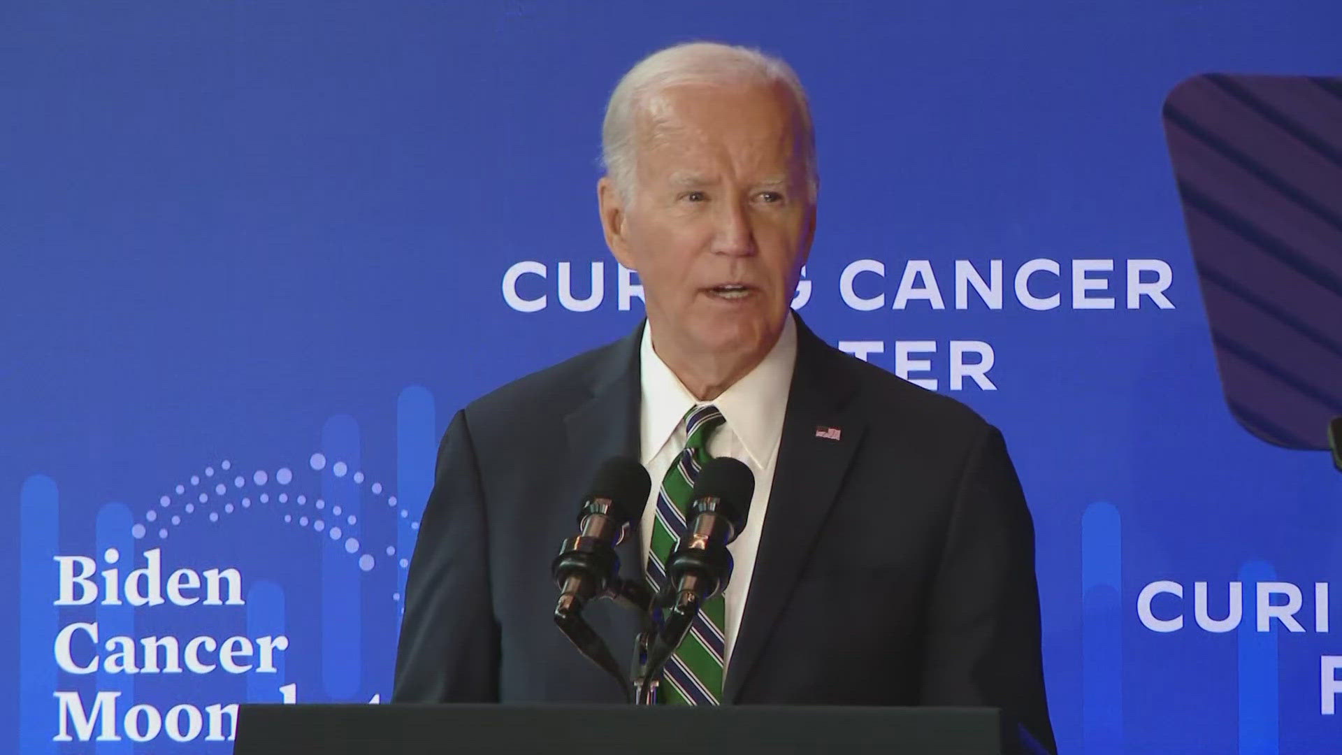 U.S. President Joe Biden and First Lady Jill Biden arrived in New Orleans to speak at the Cancer Moonshot Event at Tulane University on Tuesday.