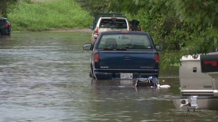Human error, pump delays cause widespread flooding in New Orleans