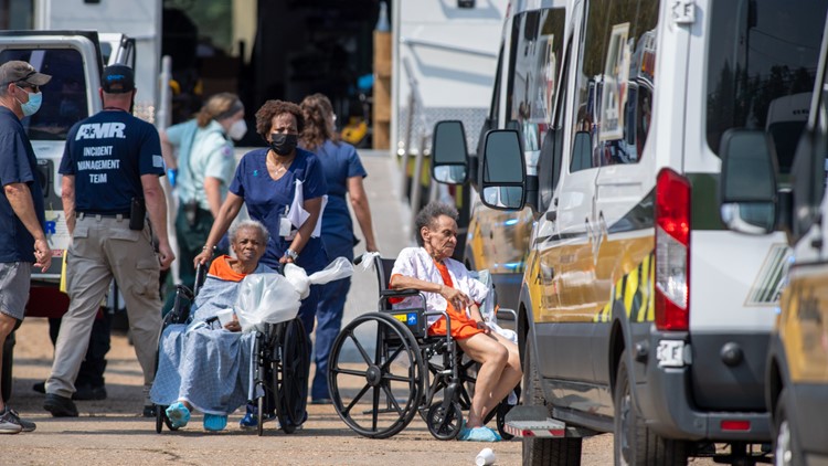 State pulls licenses of nursing homes that sent hundreds to warehouse where 7 died