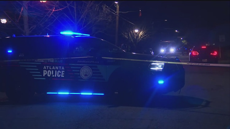 4 people shot near Forsyth Street, police say