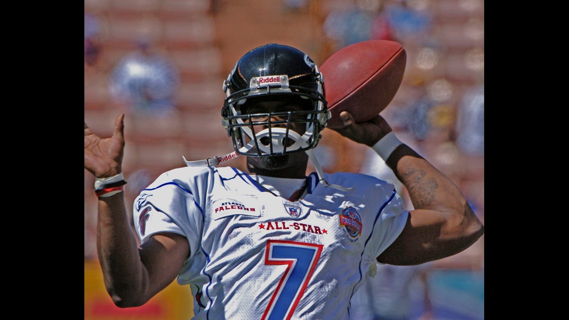 Michael Vick Joins Fox Sports As NFL Studio Analyst – Deadline