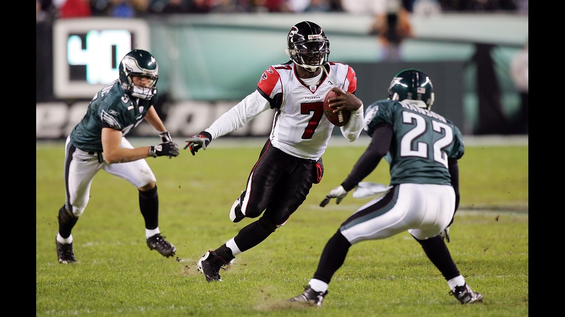 Michael Vick Joins Fox Sports As NFL Studio Analyst – Deadline