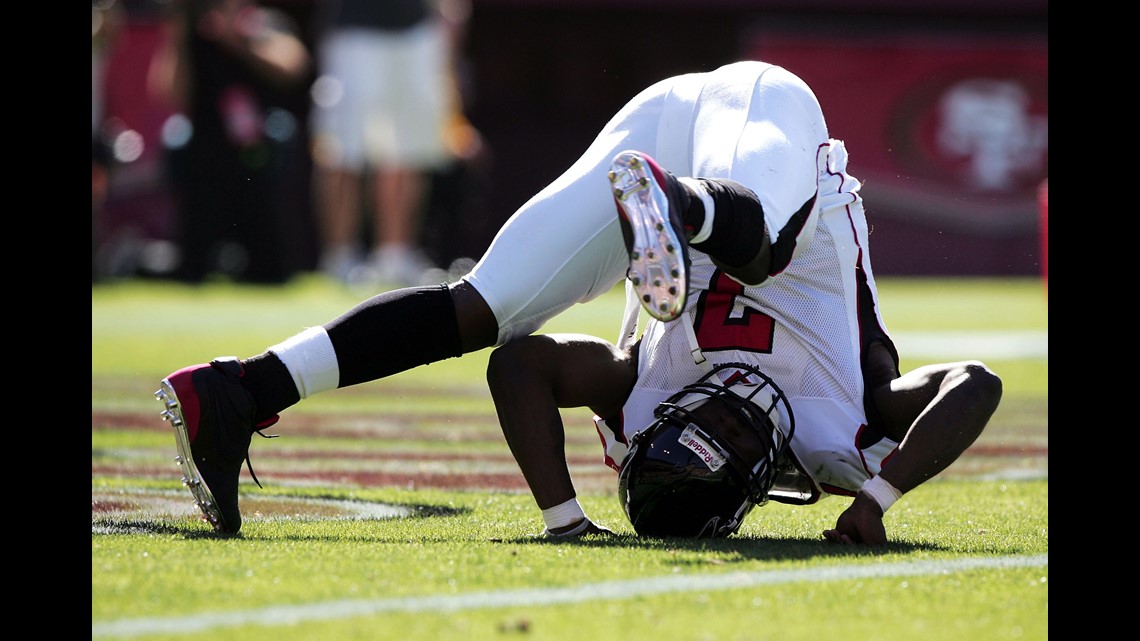 Michael Vick Joins Fox Sports As NFL Studio Analyst – Deadline