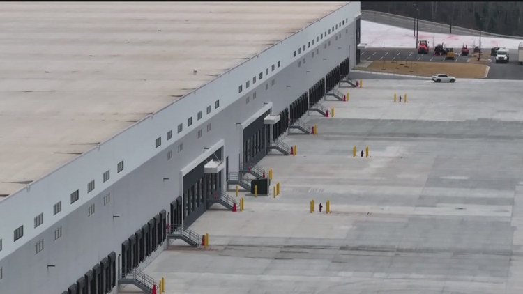 Citizens rally in Walton County against new ICE detention center plans