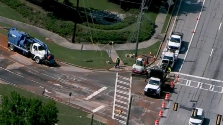 Boil water advisory in place after water main break along Fayetteville roadway