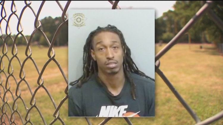 Football coach facing charges after slamming 12-year-old to the ground: warrants