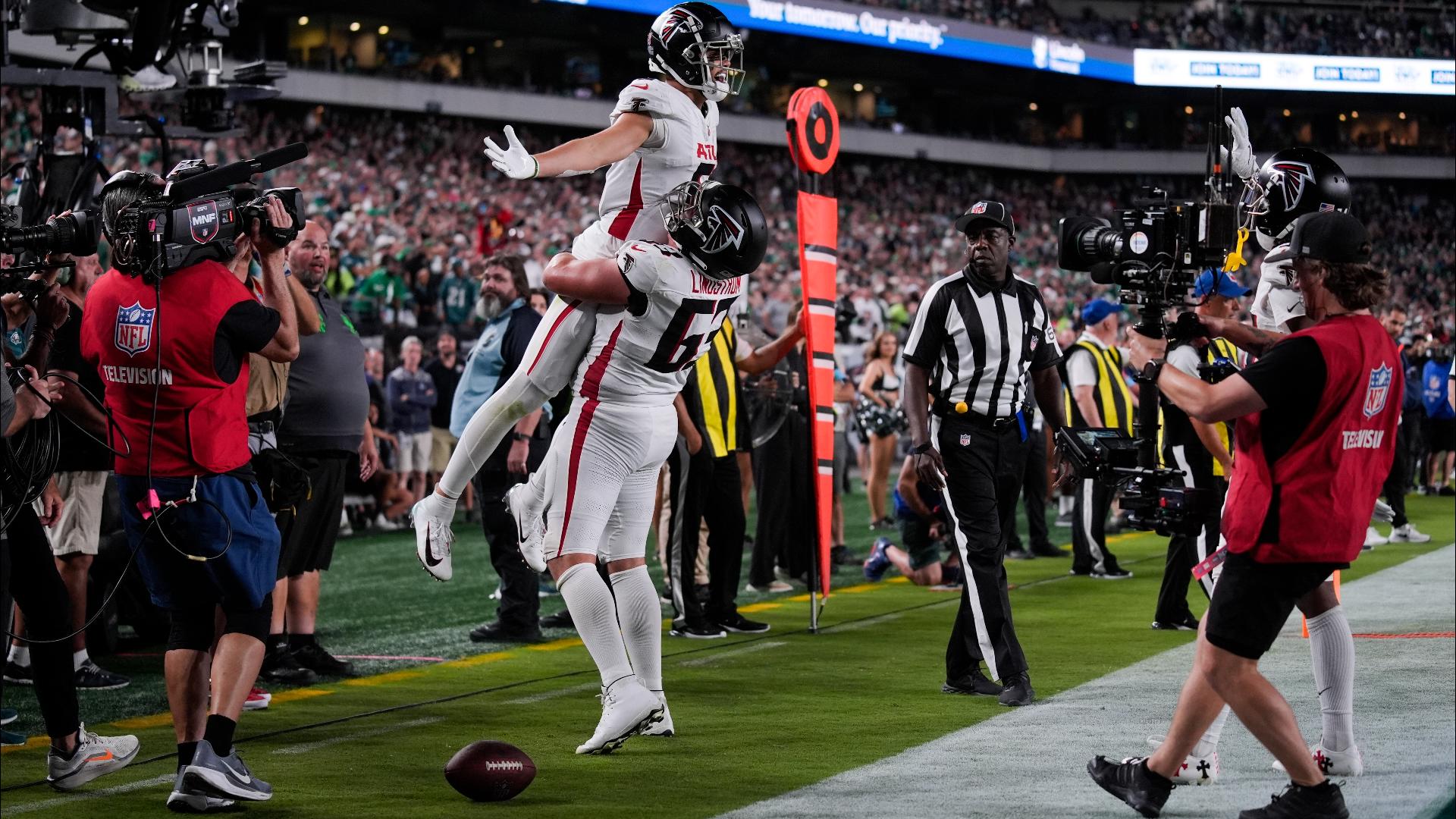 Falcons beat the Eagles in big Monday Night Football game