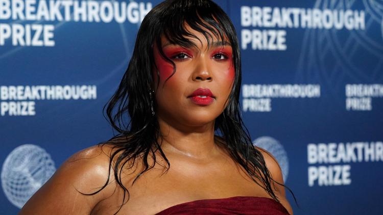 Grammy Award-winning performer Lizzo coming to Decatur as part of book tour