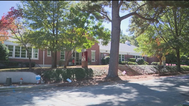 Decatur City Schools may close one of its K-2 elementary schools, much to concern of parents