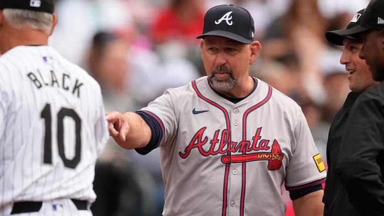 Braves introduce Walt Weiss as next manager