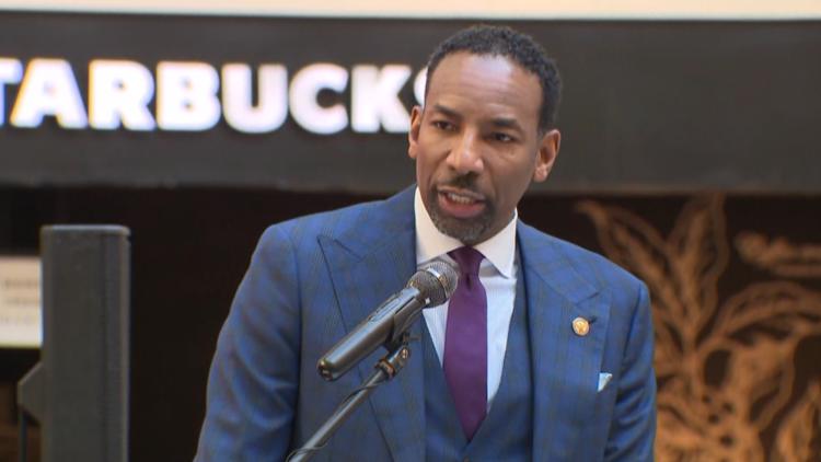 City leaders, airport pledge to combat human trafficking ahead of World Cup