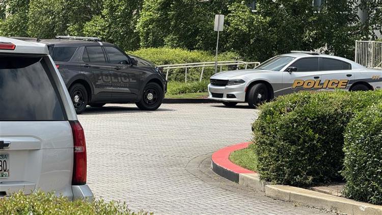 Man shot by officers after he shot and charged at officers at hotel near Atlanta Airport, Hapeville Police say