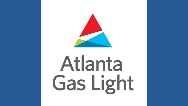 Atlanta Gas Light repairs underway after gas line damaged on Spring Street