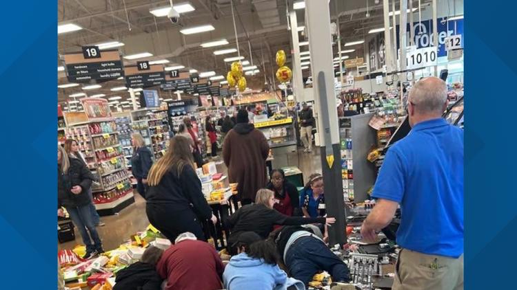 Driver pulled from car after plowing into Kroger in Athens near UGA campus; employee trapped, shoppers rush to help