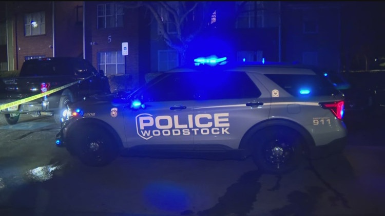 18-year-old killed in Woodstock shooting at apartment complex
