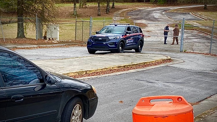 UPS heist leaves driver tied up in back of trailer, police say