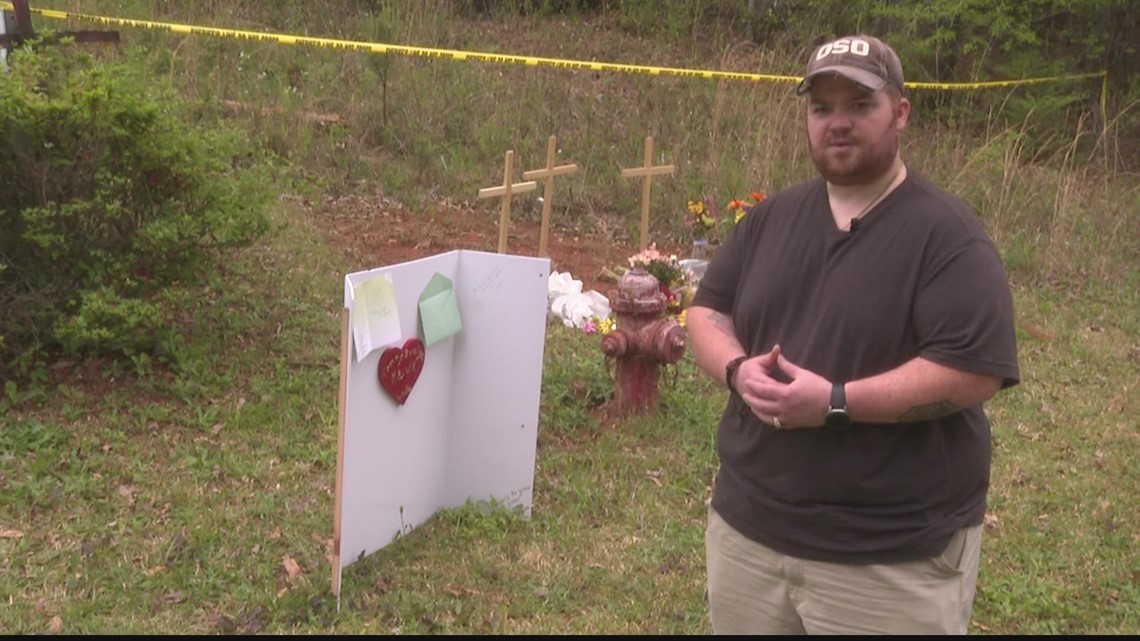 Hawk family friend puts oversized sympathy card outside Lock, Stock and