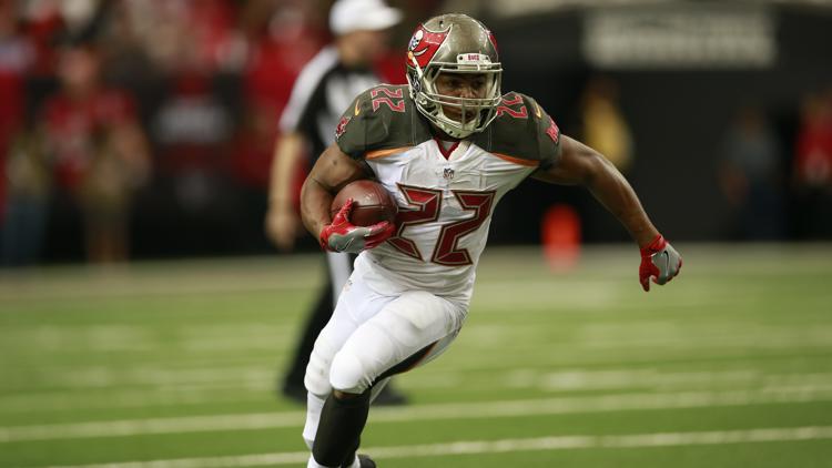 Doug Martin, former Buccaneers star running back, unexpectedly dies at 36