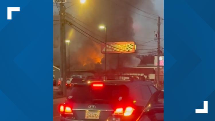Fire completely destroys popular family-owned BBQ restaurant in Summerville
