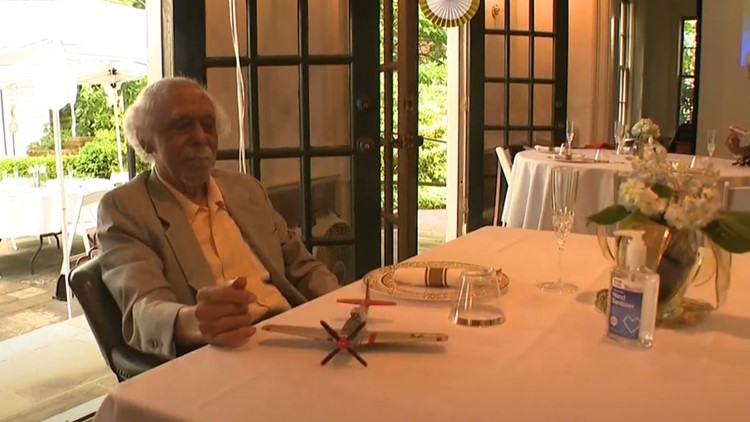 Tuskegee Airman celebrates 100th birthday with his family in Georgia