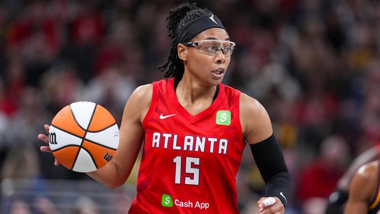 Allisha Gray scores 17 and the Atlanta Dream win 5th straight, 74-66 over Phoenix Mercury