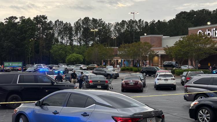 Woman killed, man charged with murder in shooting in parking lot of Publix in DeKalb County