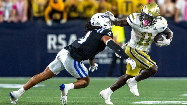 Haynes runs for 128 yards, catches go-ahead scoring pass, as Georgia Tech gives Duke 1st loss, 24-14