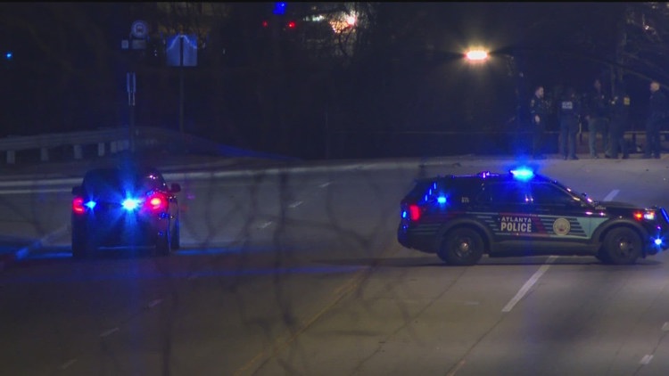 1 person killed, 2 critically injured as car crash closes road in Atlanta