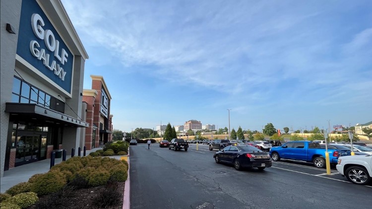 Cumberland Mall to implement temporary youth curfew after rumblings of another disruptive 'takeover'