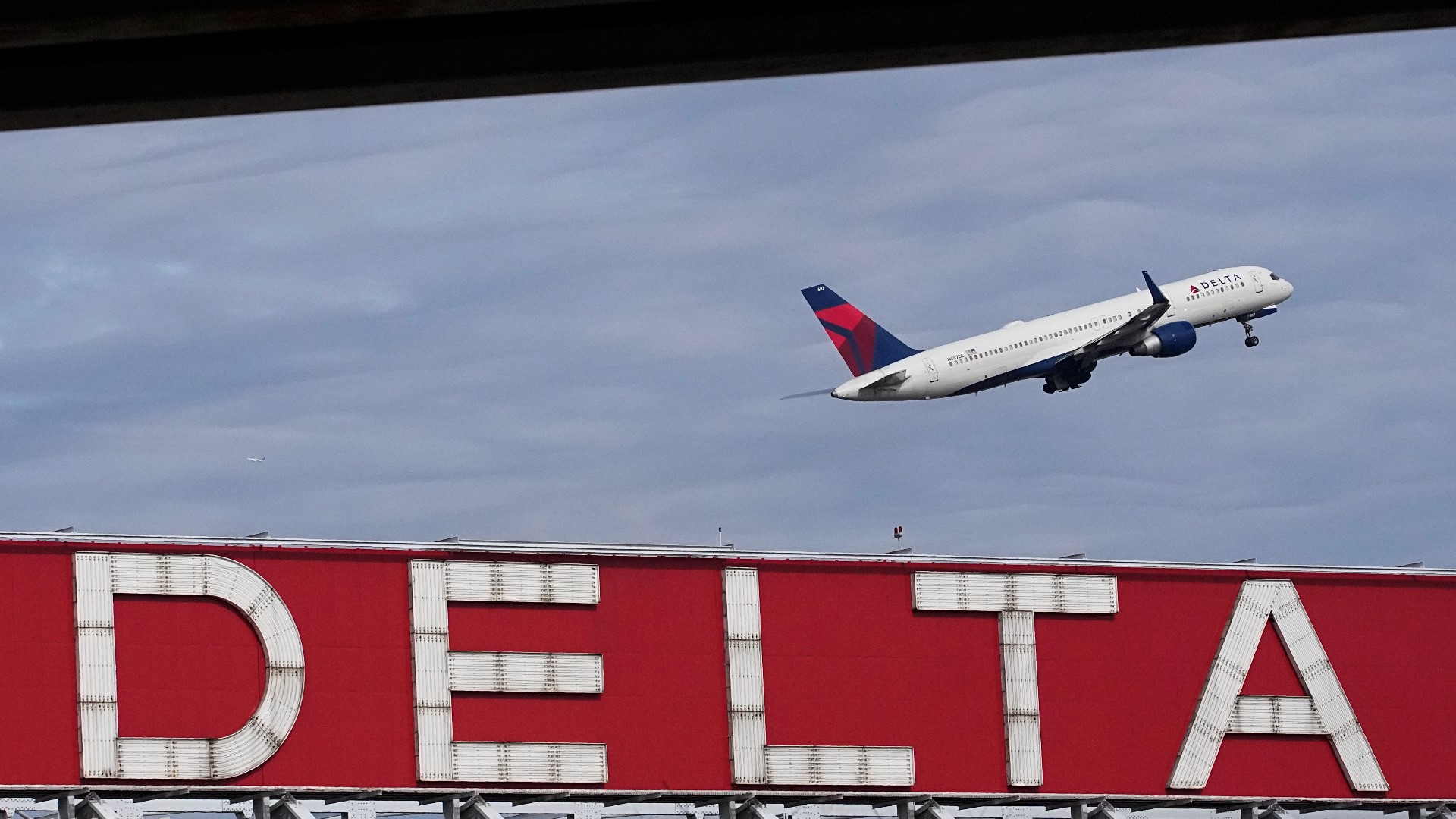 It happened around 4 p.m. after the plane landed at Louis Armstrong International Airport, according to deputies in New Orleans.