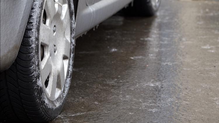 Driving tips for those that have to hit the road this weekend