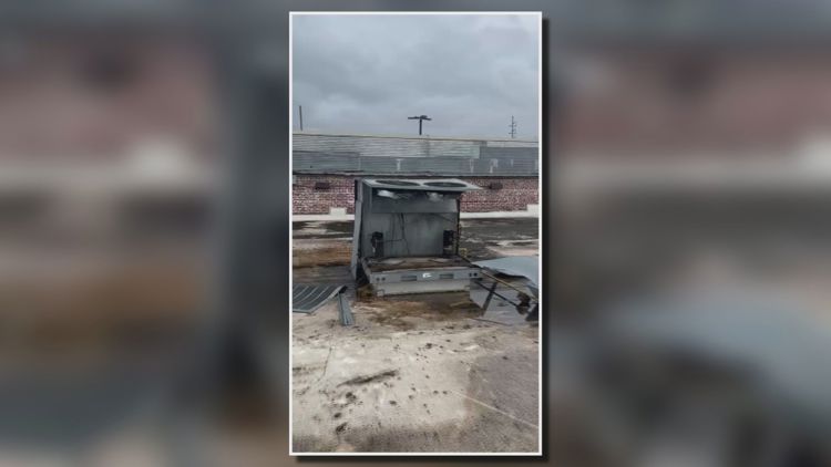 Thieves climb to rooftop, leave Decatur businesses without air conditioning stealing copper
