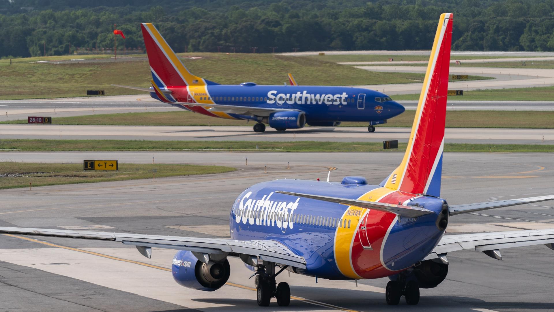 Southwest Airlines pilot charged with DUI at Airport(01)