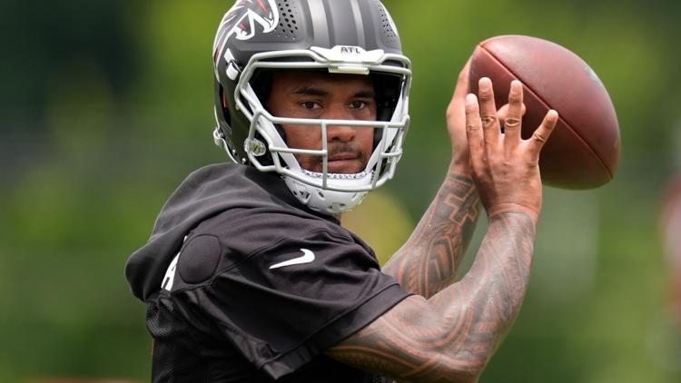 Tua Tagovailoa dealing with injury that 'flared up,' coach says it's not long-term issue