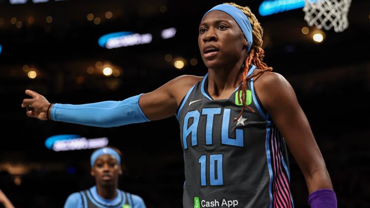 Rhyne Howard scores 14 points to lead Dream past Valkyries 79-63