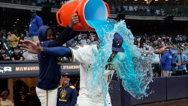 Braves bats go quiet again, Brewers homers fuel 4-1 win over Atlanta
