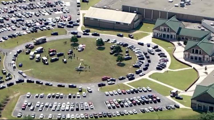 Officials: 2 killed, 4 wounded in shooting at Georgia high school; suspect in custody