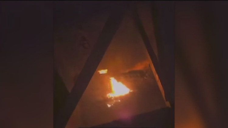 Crews respond to underground fire in Midtown; Roughly 2,700 without power nearby