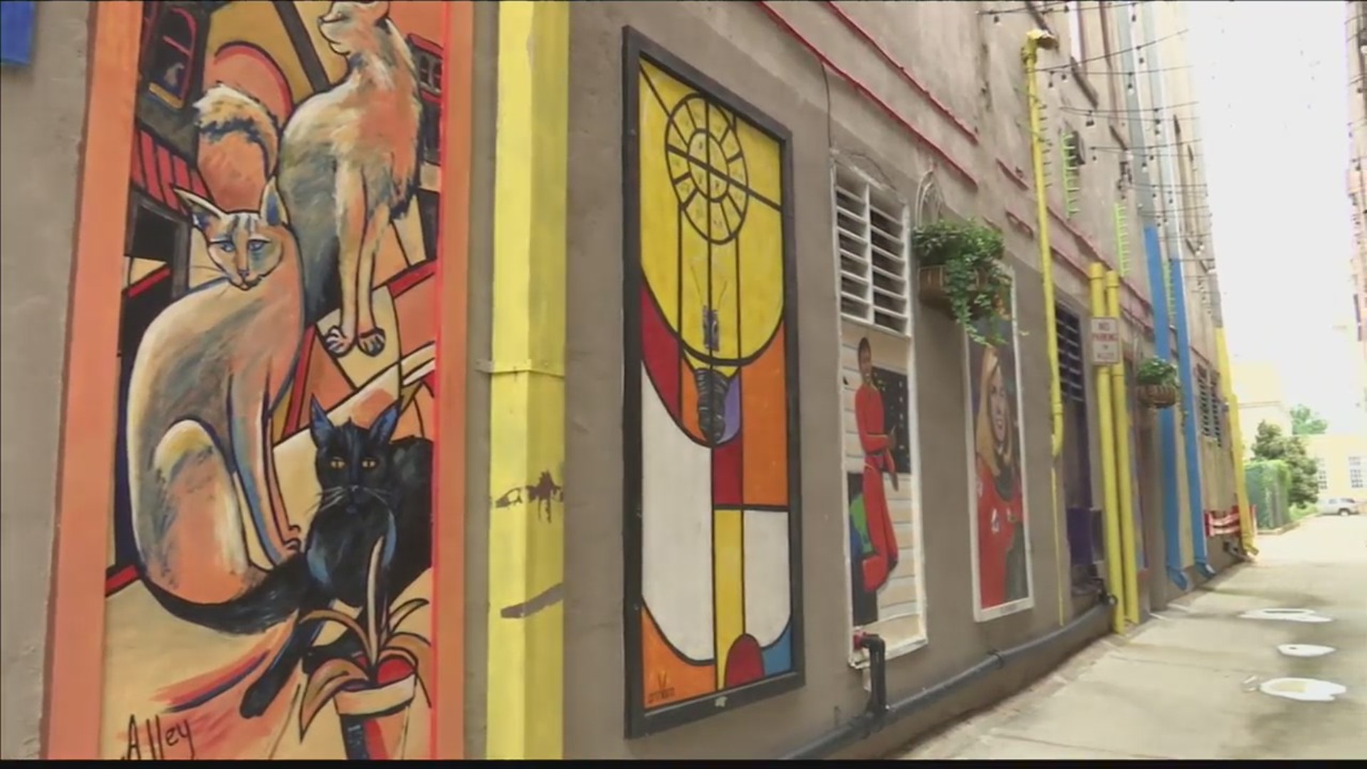 Downtown Huntsville is looking for local artists to spruce up the downtown area.