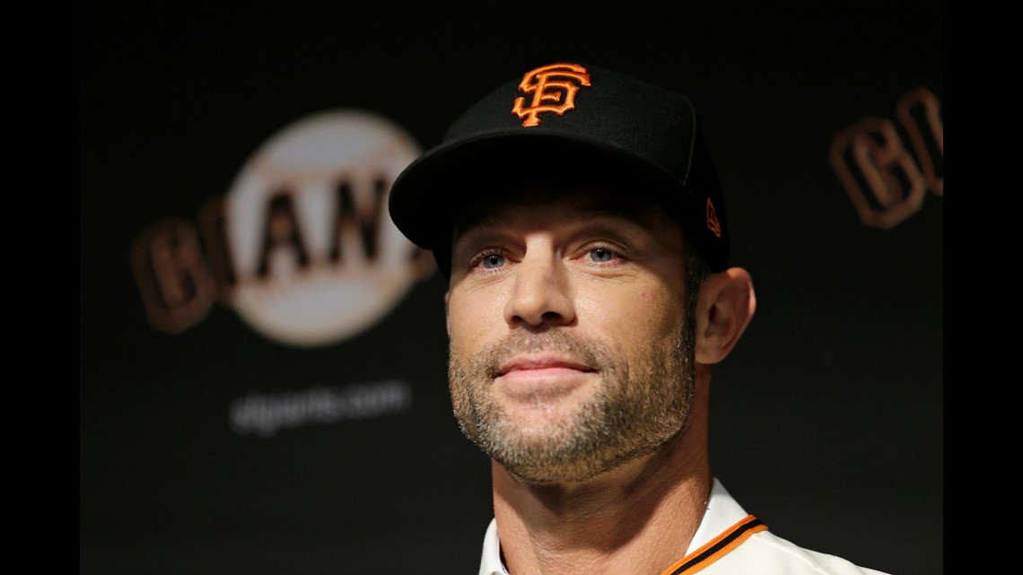 Why Giants' Gabe Kapler sees Alyssa Nakken as a possible future MLB manager