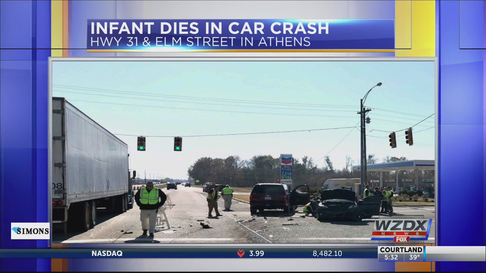A three-vehicle wreck in Athens on Wednesday injured three people and took the life of an 11-month old.
Athens Police confirmed Everly Derringer was killed in the crash. She was 11-months old. One of the injured individuals was transported to Huntsville Hospital and everyone else was transported to Athens Limestone Hospital.