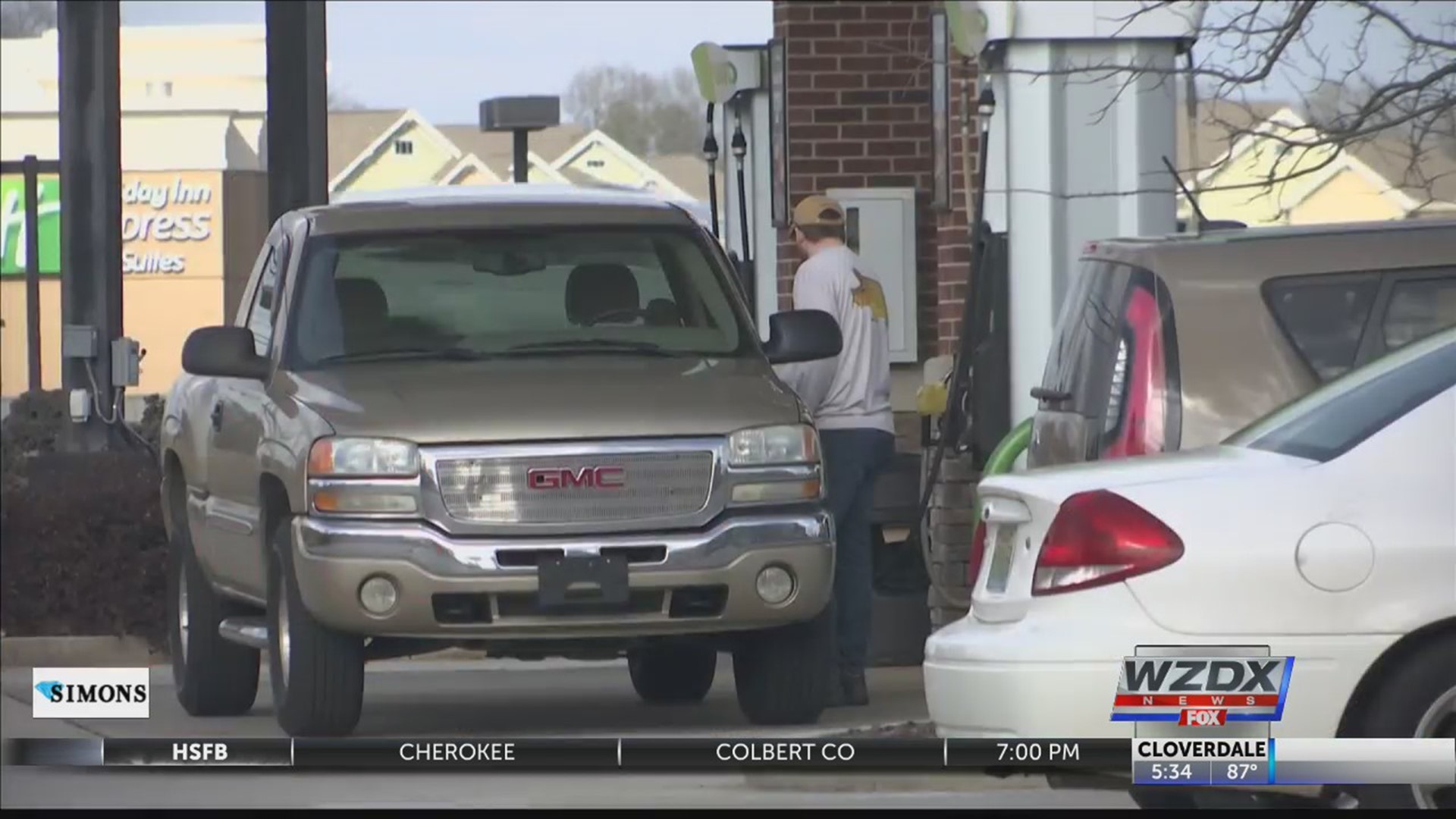 Alabama gas prices are going up Sunday as the new gas tax goes into effect.