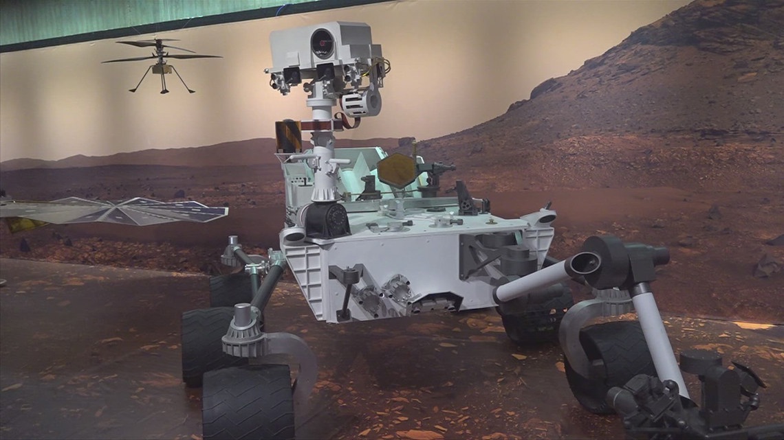 'Discovering Mars' exhibit opens at Space & Rocket Center ...