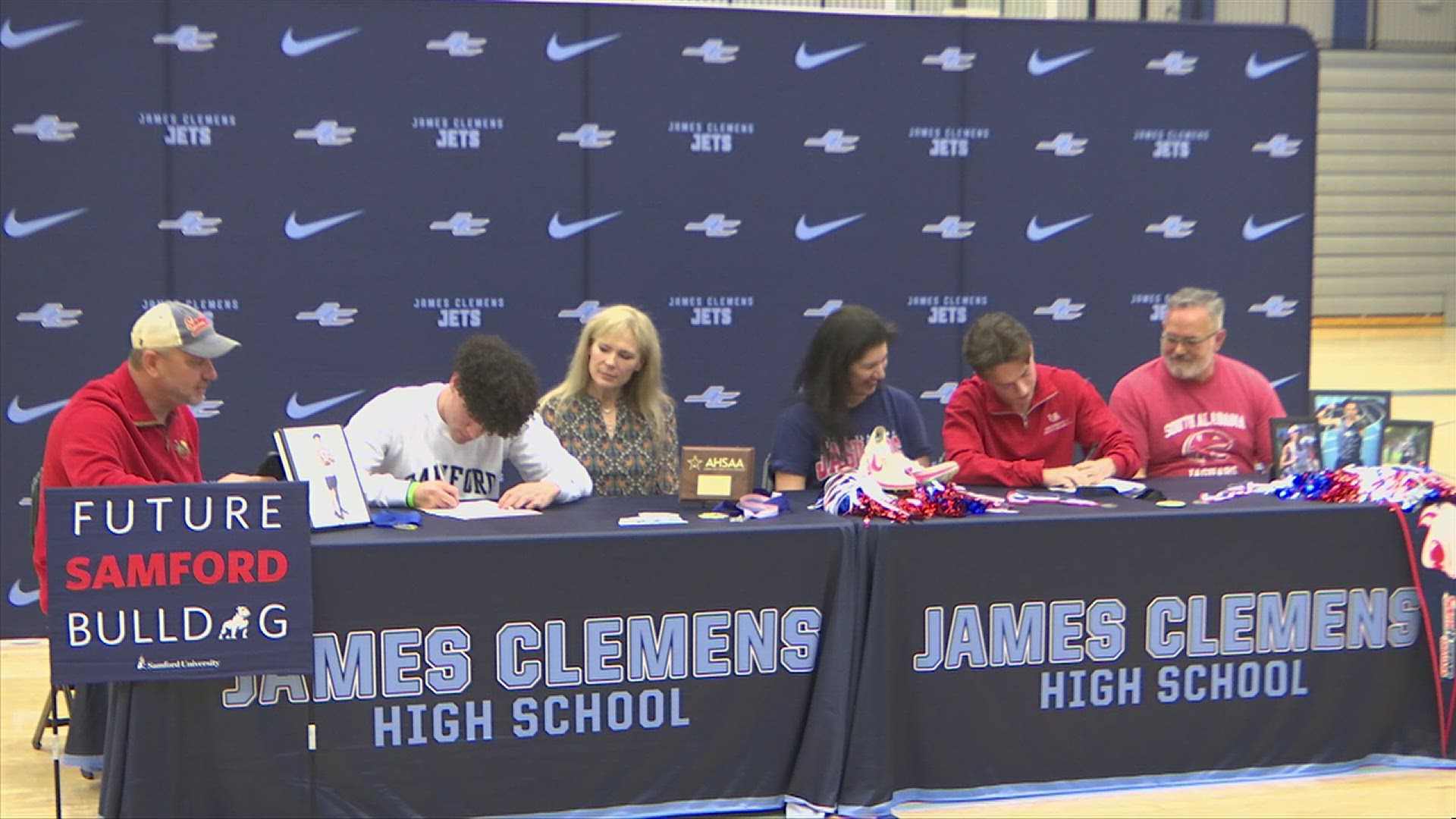 Thomasen will be a field athlete at Samford and Stovall will compete as a long distance runner for South Alabama.