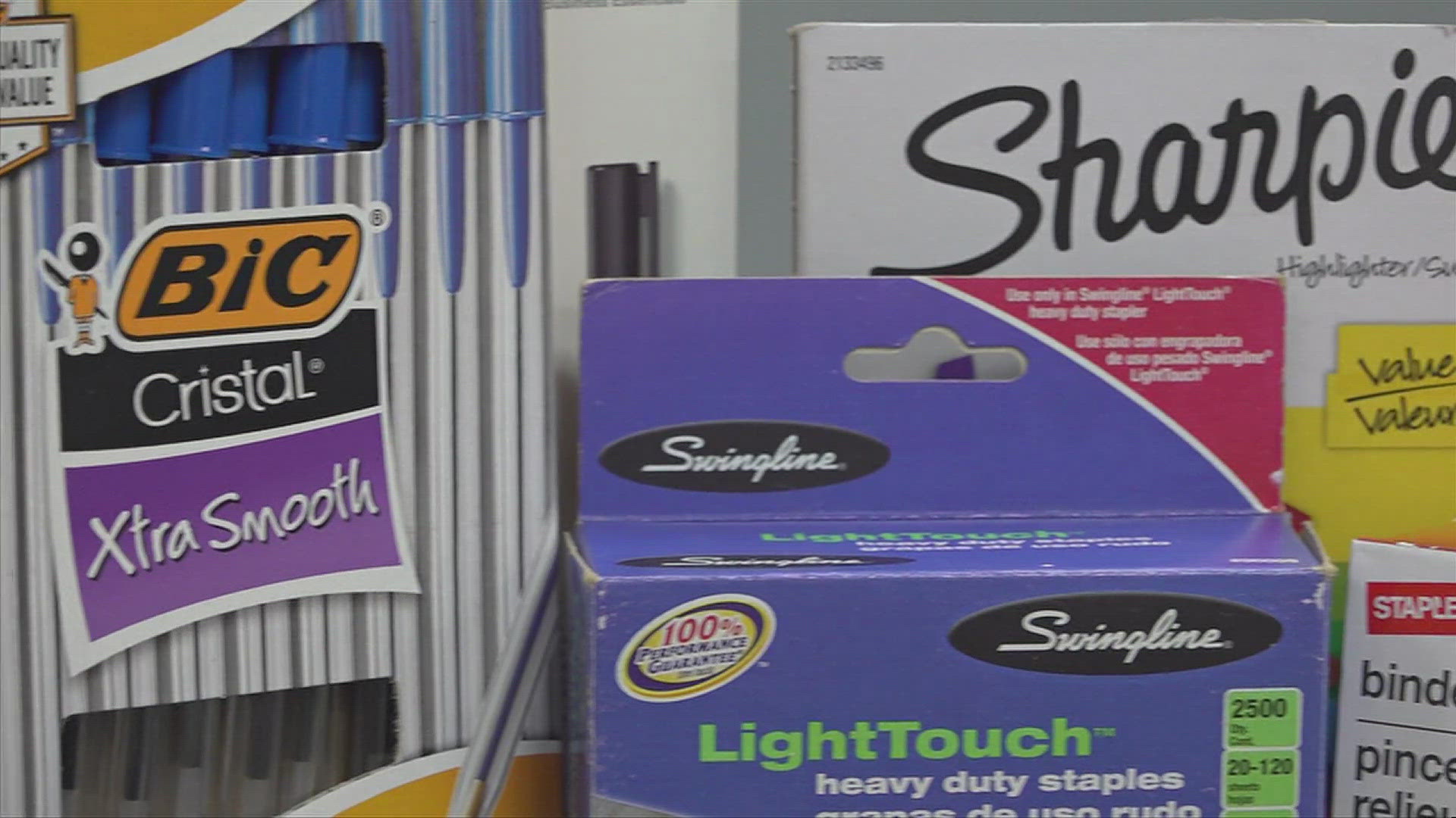 North Alabama families are asked to contribute to the annual school supply drive.