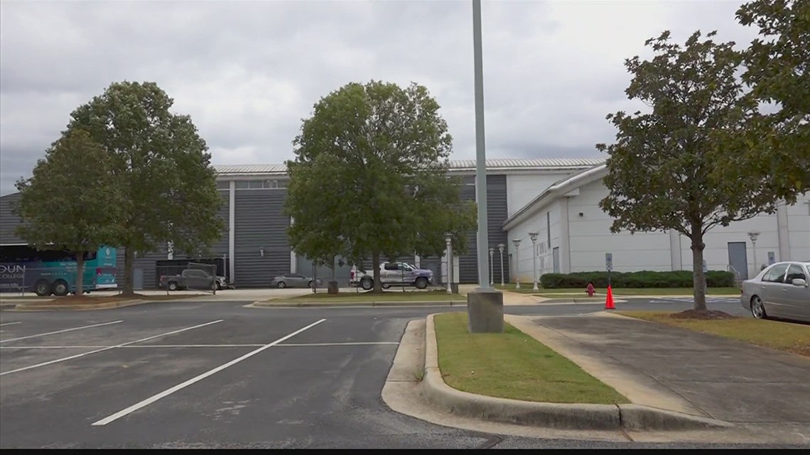 Calhoun breaks ground on advanced tech center | rocketcitynow.com