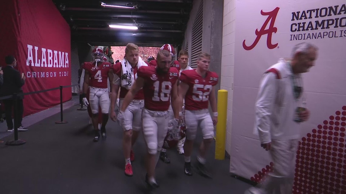Alabama goes back to the locker room after National Championship Game