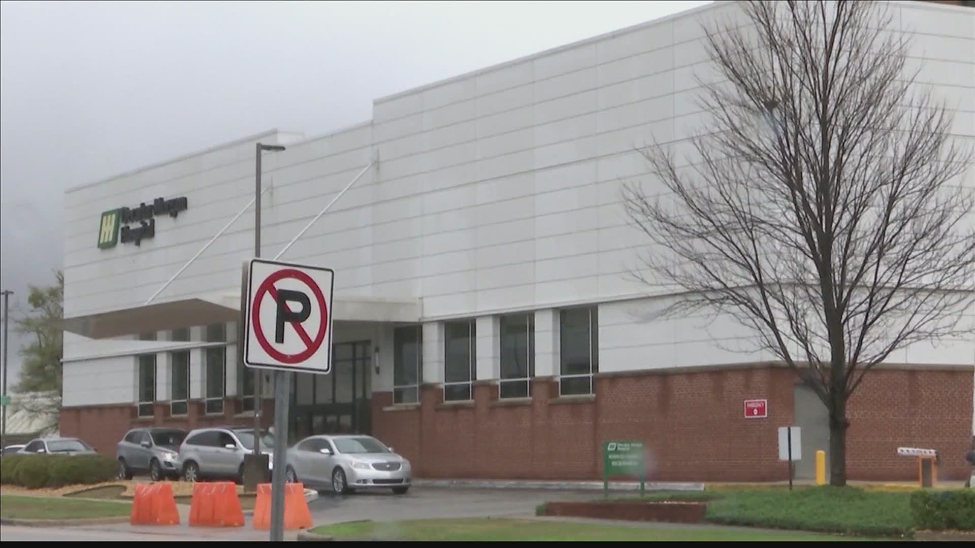 Decatur City Council decides to take more time to look into possibly making masks mandatory in the city. Some locals spoke at the meeting to fight the idea.