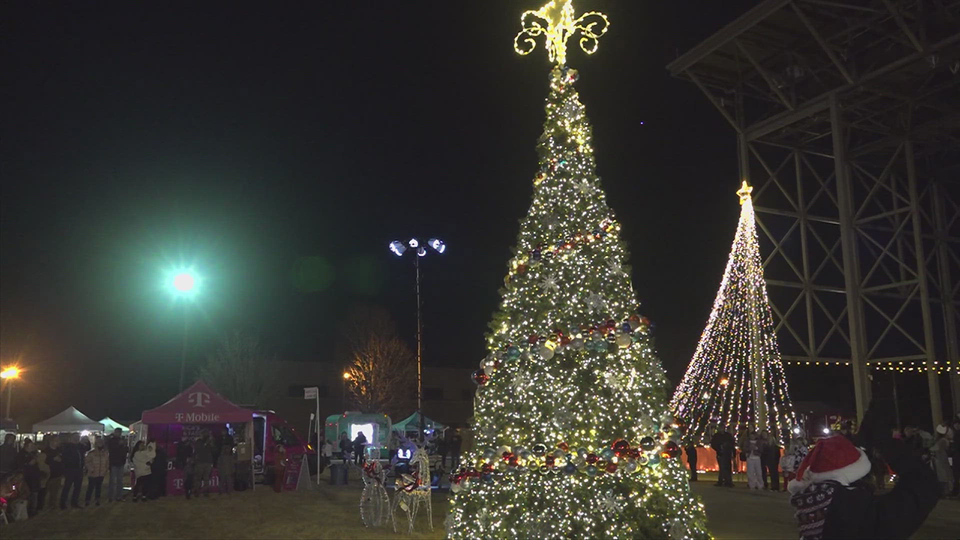 The annual market brings German culture to the Rocket City with local vendors.