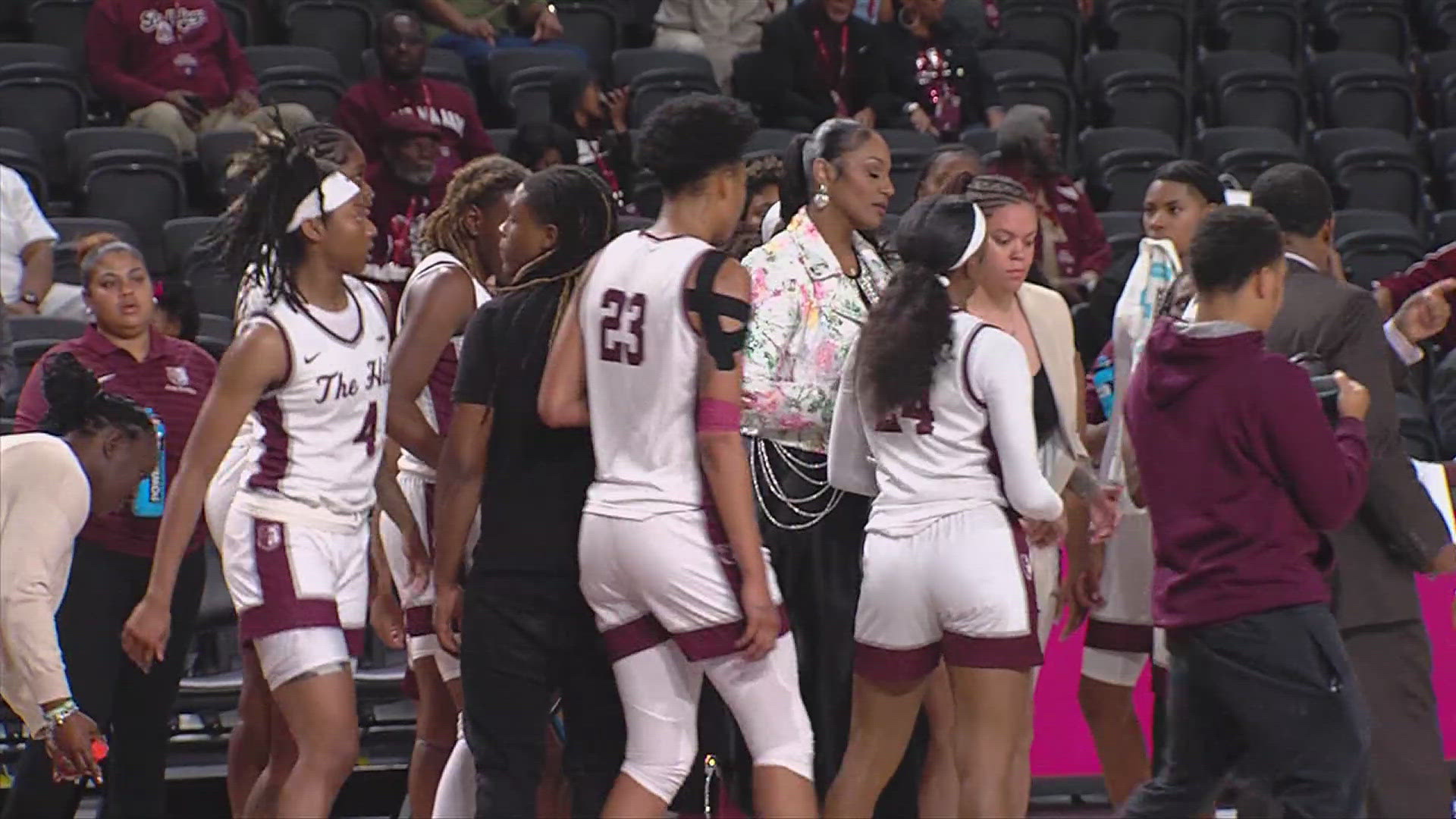 Four AAMU Lady Bulldogs finished in double figures as the Alabama A&M dropped Tuesday evening's game against the UAB Blazers, 74-67.